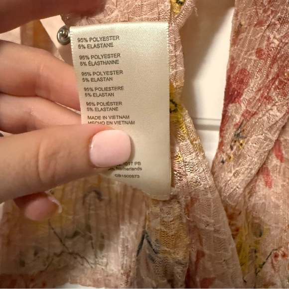 We The Free Angelina Top Large - Picture 4 of 7